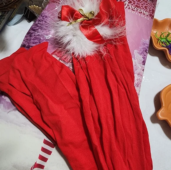 Leg Avenue Holiday Costume - Picture 3 of 3